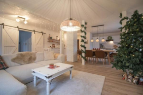 Charmante offene Wohnung im Landhaus Stil
